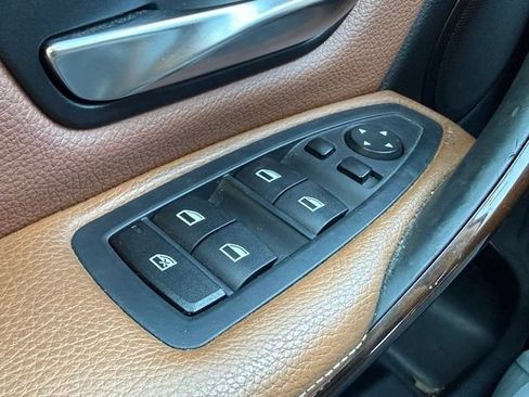 Used 2013 BMW 328i Sedan RWD image 27