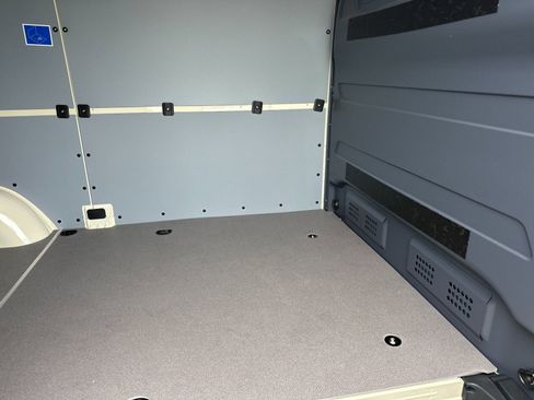 New 2025 Mercedes-Benz Sprinter 2500 image 12