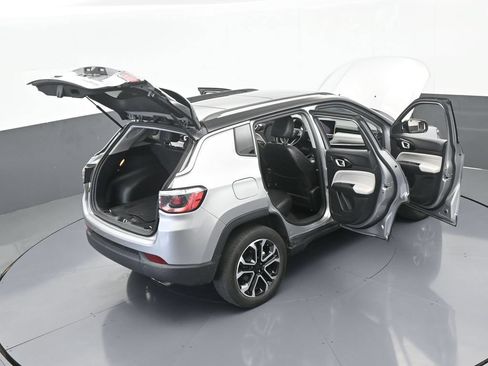 Used 2022 Jeep Compass Limited w/ Sun and Sound Group AWD/4WD image 66