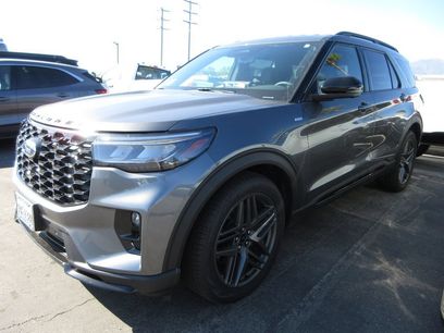 Used 2026 Ford Explorer ST-Line w/ ST-Line Street Pack