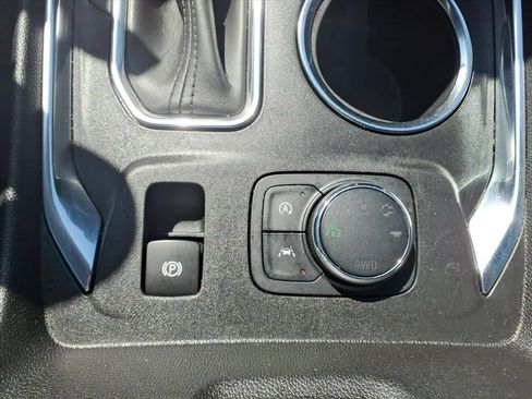 Used 2023 Chevrolet Traverse High Country AWD/4WD image 29