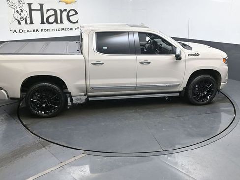 New 2026 Chevrolet Silverado 1500 High Country AWD/4WD image 17