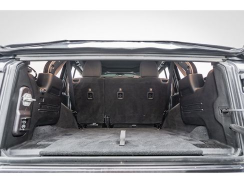 Used 2018 Jeep Wrangler Unlimited Rubicon w/ Dual Top Group image 29