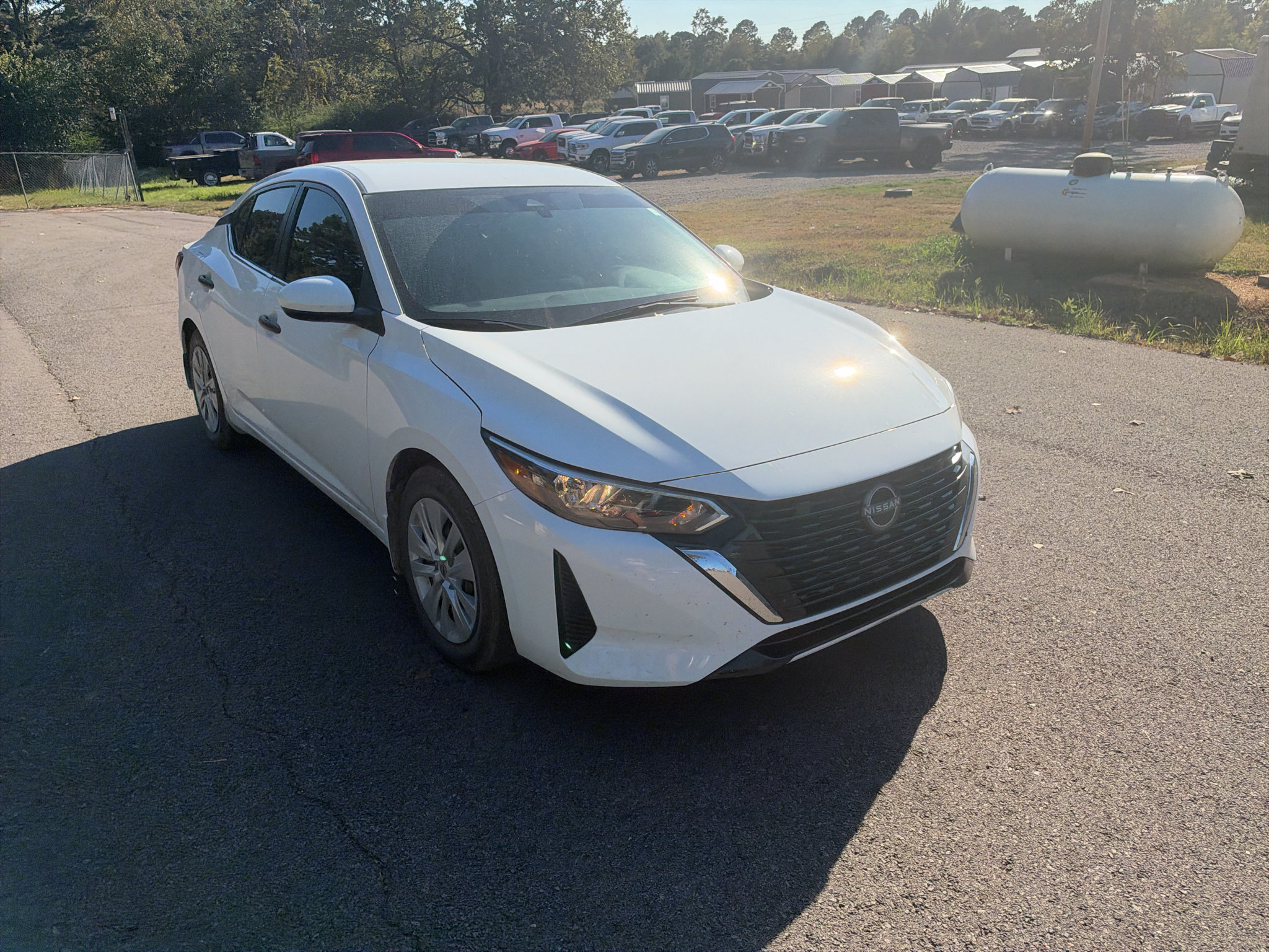 Used 2025 Nissan Sentra S FWD image 2