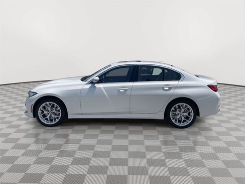 Used 2025 BMW 330i xDrive Sedan w/ Premium Package AWD/4WD image 12