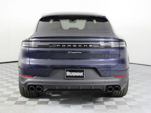 New 2026 Porsche Cayenne image 6