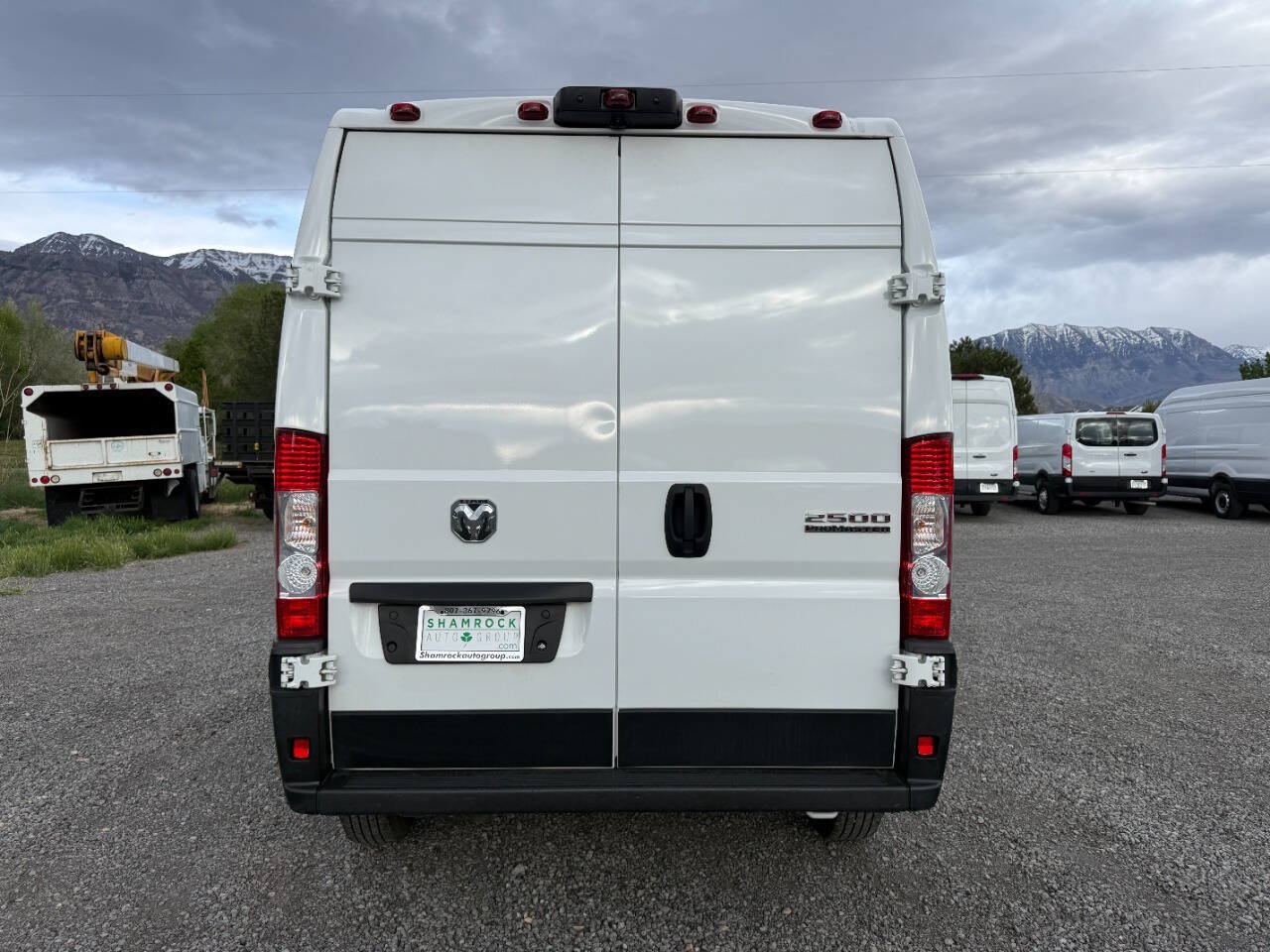 Used 2025 RAM ProMaster 2500 w/ Convenience Group FWD image 4
