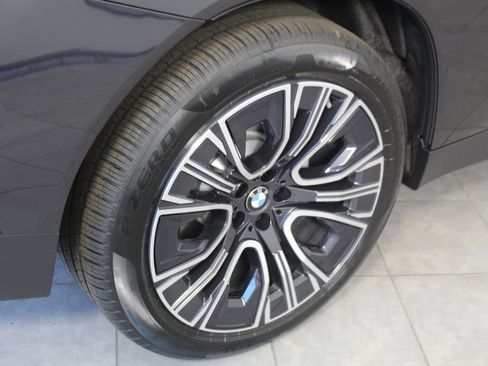 Used 2025 BMW X3 xDrive30i w/ Premium Package image 10