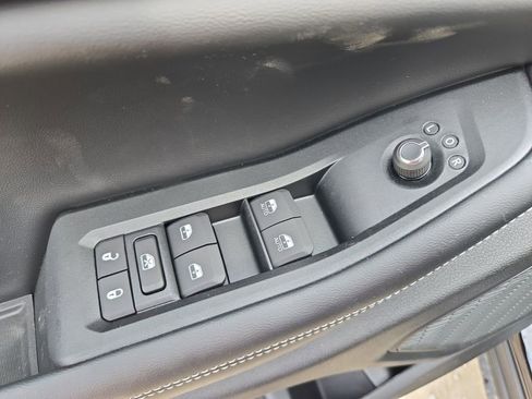 New 2025 Jeep Grand Cherokee L Laredo RWD image 13