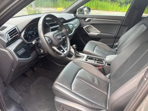 Used 2025 Audi Q3 2.0T Premium AWD/4WD image 11