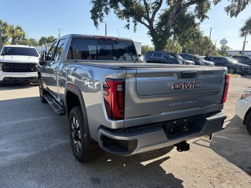 Certified 2024 GMC Sierra 3500 Denali w/ Technology Package AWD/4WD image 5