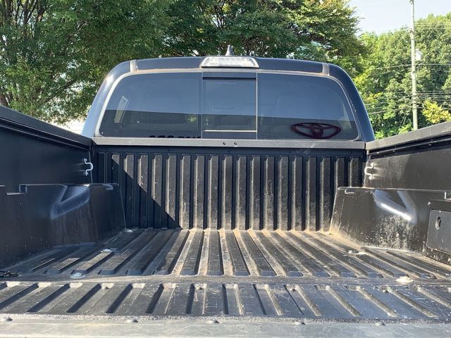 Used 2023 Toyota Tacoma SR5 w/ Technology Package AWD/4WD image 38