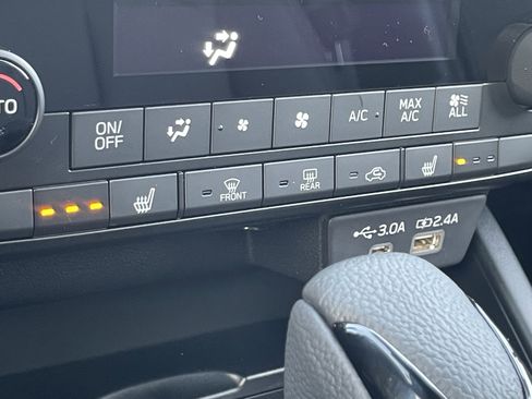 New 2026 Subaru Outback Limited image 28