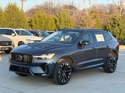 New 2026 Volvo XC60 B5 Ultra w/ Protection Package Premier image 3