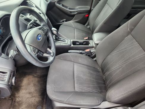Used 2015 Ford Focus SE image 13