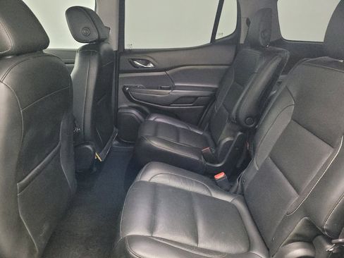 Used 2019 GMC Acadia SLT image 18