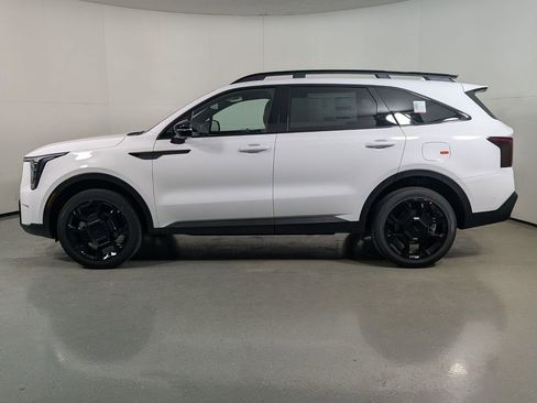 New 2026 Kia Sorento SX Prestige w/ Olive Brown Leather Package image 4