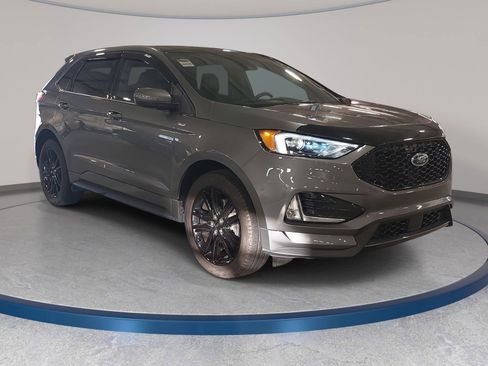 Used 2024 Ford Edge ST-Line image 2