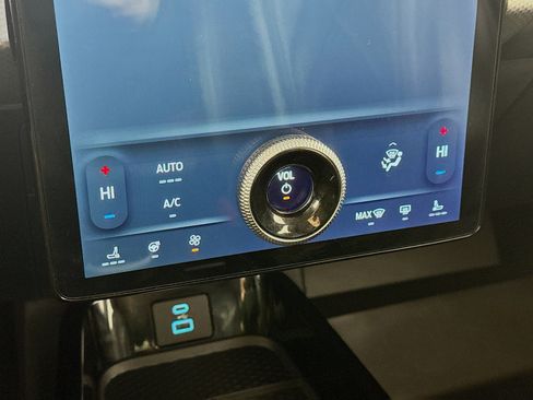 Used 2021 Ford Mustang Mach-E Select w/ Comfort/Appearance Package image 18