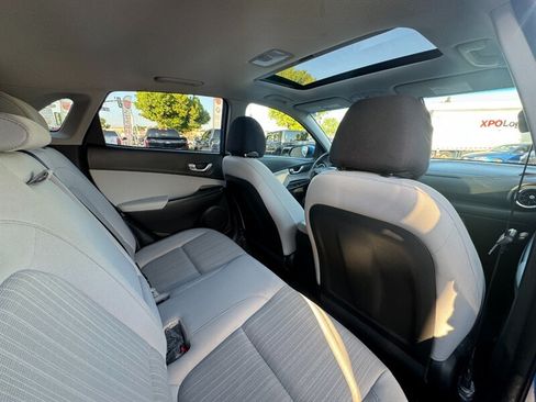 Used 2022 Hyundai Kona SEL w/ Convenience Package FWD image 32
