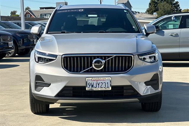 Certified 2025 Volvo XC40 B5 Core AWD/4WD image 8