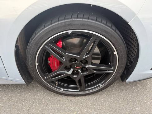 Used 2022 Chevrolet Corvette Stingray Preferred Conv w/ Z51 Performance Package RWD image 8