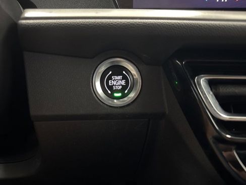 Used 2024 Chevrolet Traverse LT w/ Trailering Package image 15