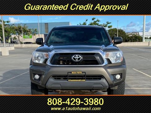 Used 2015 Toyota Tacoma 4x4 Double Cab image 2