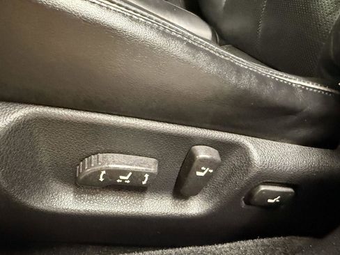 Used 2007 INFINITI M45 Sport w/ Technology Pkg RWD image 14