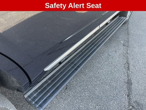 Used 2023 GMC Yukon Denali w/ Max Trailering Package image 19