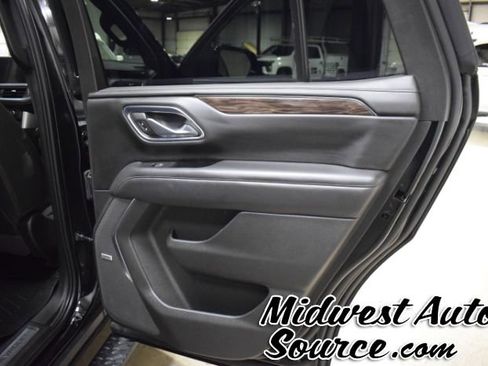 Used 2022 Chevrolet Tahoe Z71 w/ Z71 Off-Road Package image 28