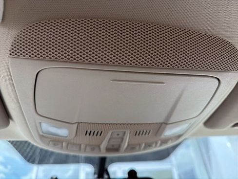 Used 2019 Lincoln MKC Reserve image 16