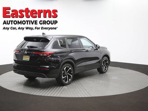 Used 2024 Mitsubishi Outlander SE AWD/4WD image 40
