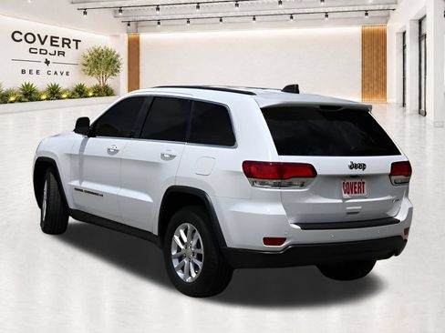 Used 2022 Jeep Grand Cherokee Laredo X RWD image 7