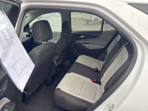Used 2022 Chevrolet Equinox LT AWD/4WD image 14