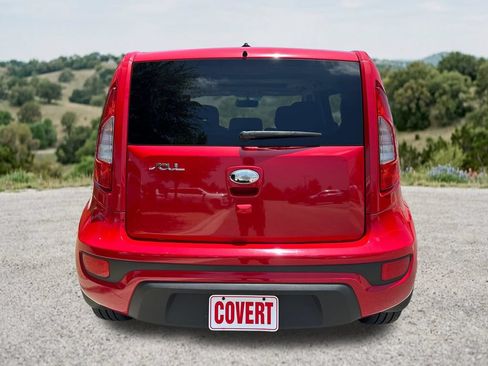 Used 2013 Kia Soul + w/ Audio Pkg FWD image 8