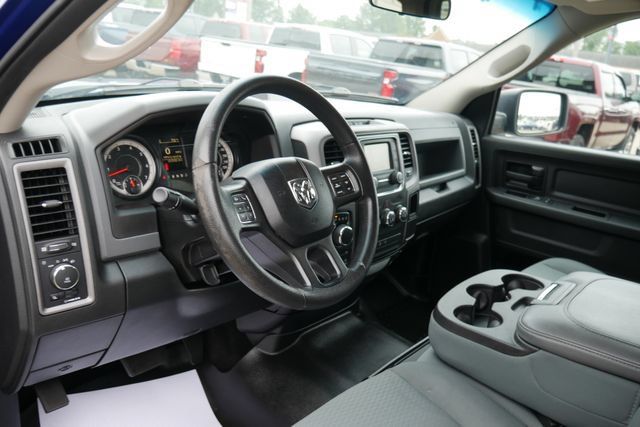 Used 2017 RAM 1500 Express w/ Express Value Package AWD/4WD image 13