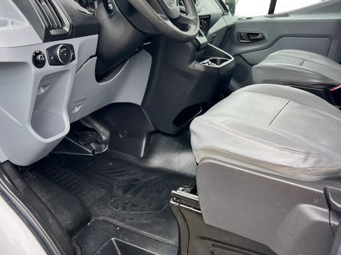 Used 2019 Ford Transit 150 148 Medium Roof image 10