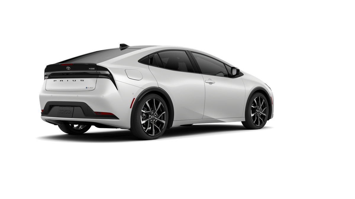 New 2026 Toyota Prius Plug-In Hybrid w/ Limited Premium Package FWD image 32
