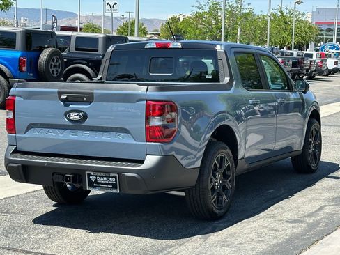 New 2026 Ford Maverick Lariat w/ Black Appearance Package AWD/4WD image 7
