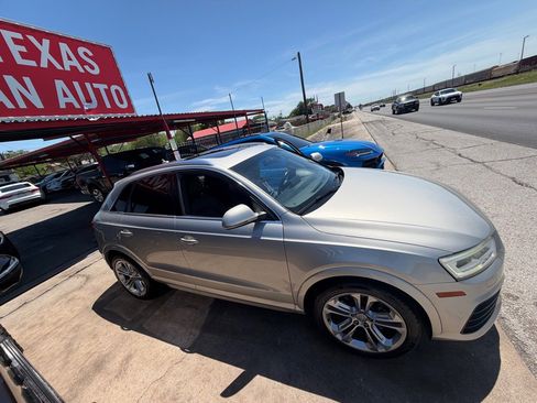 Used 2016 Audi Q3 2.0T Prestige AWD/4WD image 25