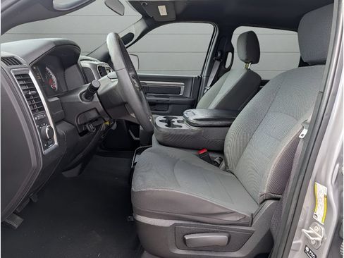 Used 2024 RAM 1500 Warlock AWD/4WD image 15