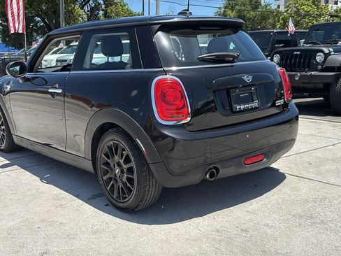 Used 2019 MINI Cooper 2-Door Hardtop FWD image 12