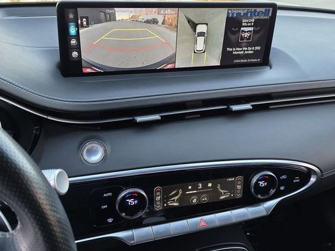 Used 2024 Genesis GV70 2.5T Sport Prestige w/ Sport Prestige Package image 12