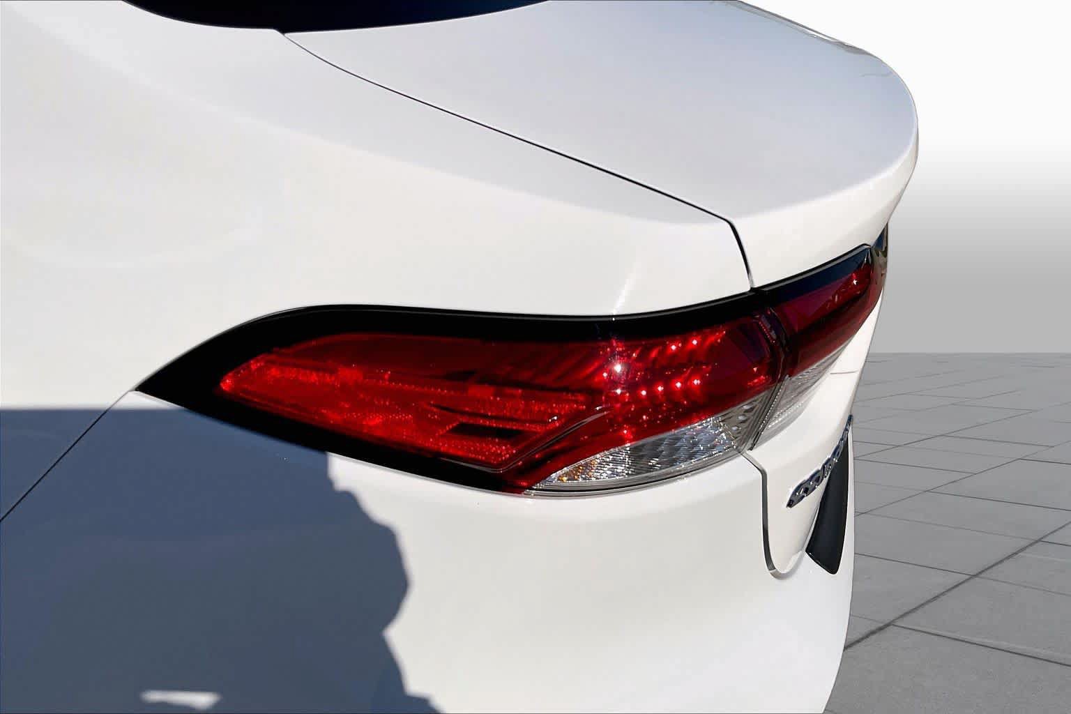 Used 2024 Toyota Corolla LE FWD image 28