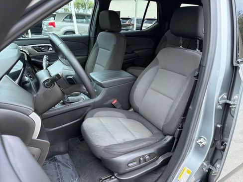 Used 2023 Chevrolet Traverse LT w/ Midnight/Sport Edition FWD image 29