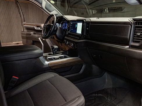 Used 2024 Chevrolet Silverado 1500 RST w/ Redline Edition image 18