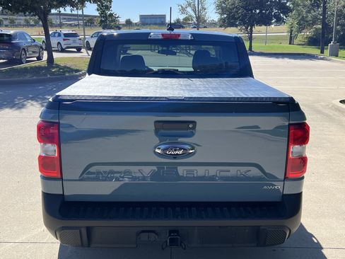 Used 2022 Ford Maverick XLT w/ Equipment Group 300A Standard image 9