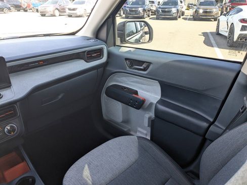 Used 2024 Ford Maverick XLT image 17