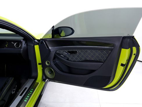 Used 2020 Bentley Continental GT image 20